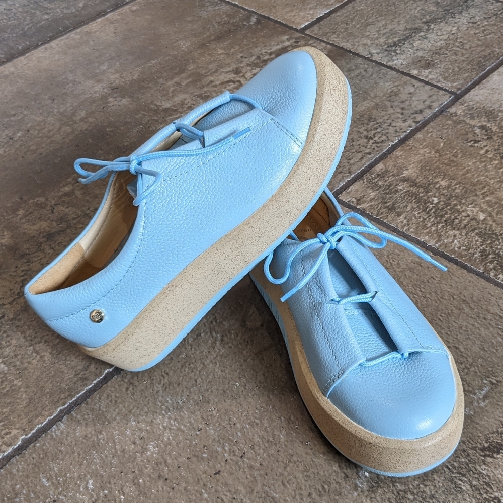 Ego Leather Platform Street  Spring 🌼 Resort Vacay Sneaker Size 5.5/6 Blue